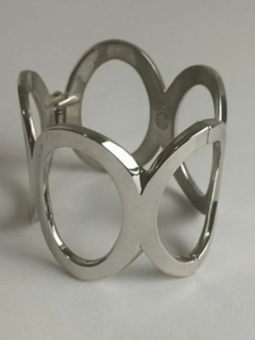 Premier Designs Modernist Oval Design Hinged Bracelet